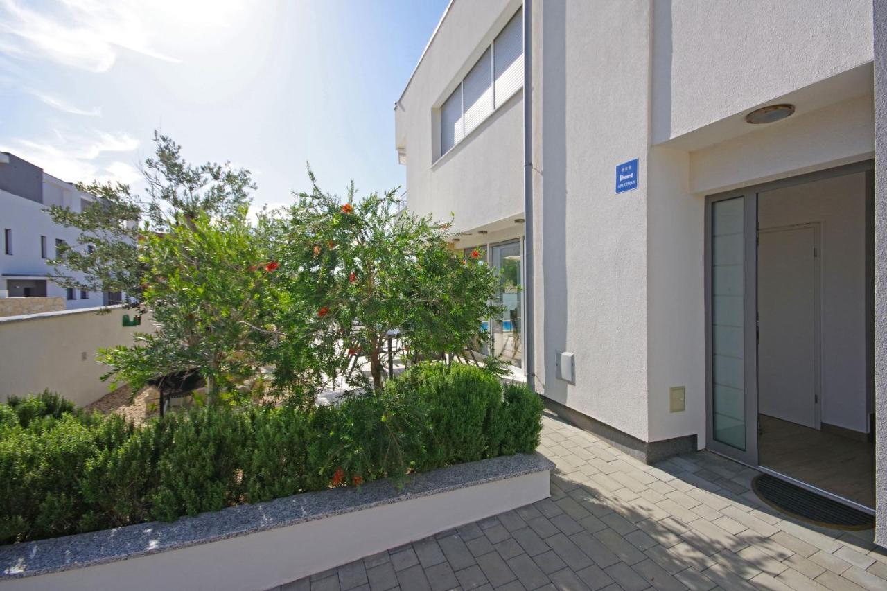 Apartment Laura Privlaka  Exterior photo